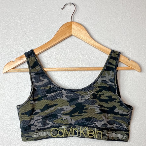 SOLD Calvin Klein vsco camo bra small medium - Picture 2 of 4
